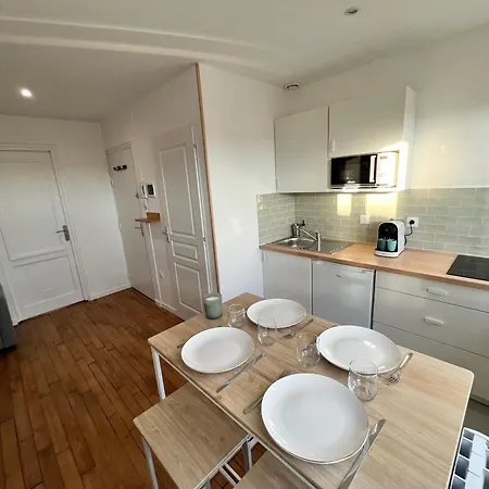 Les Appartements D'Ostende Calais Exterior photo